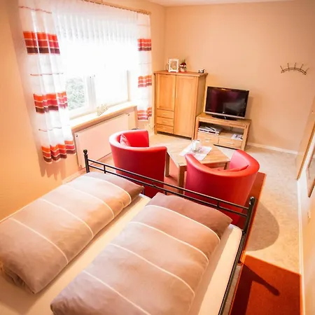 Vakantiehuis 'am Berg' *